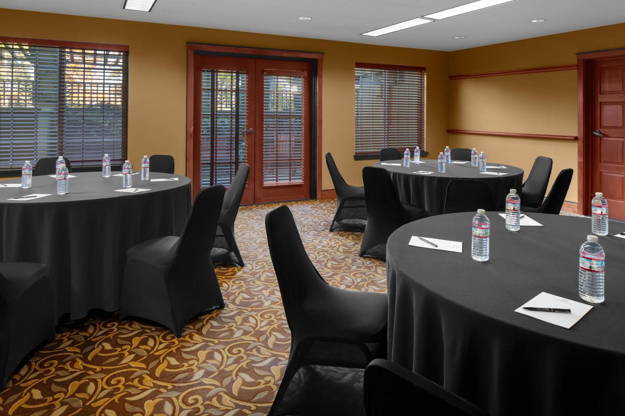 Larkspur Landing Extended Stay Suites Bellevue Ngoại thất bức ảnh